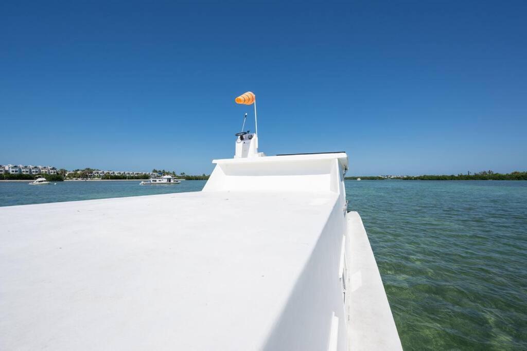 Hotel Beautiful Houseboat In Key West Esterno foto