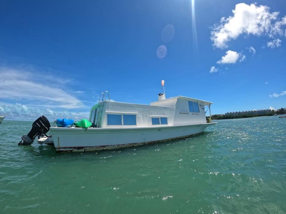 Hotel Beautiful Houseboat In Key West Esterno foto