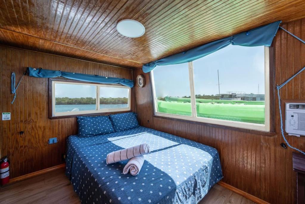Hotel Beautiful Houseboat In Key West Esterno foto